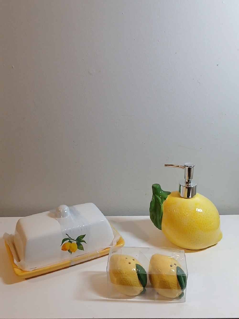 Ceramic Lemon Soap Dispenser and Lemon-Themed Home Accent Set
